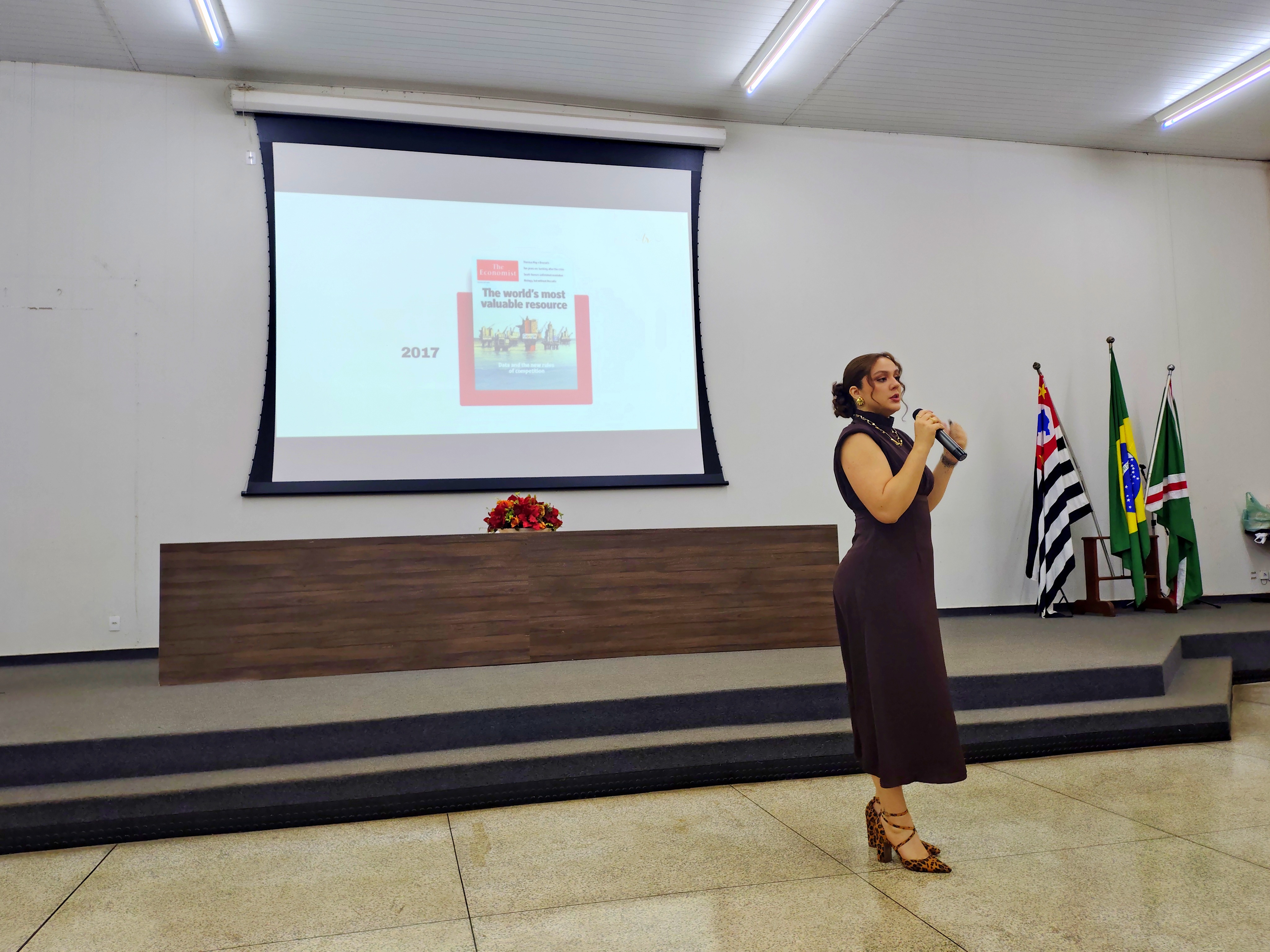 22ª Semana Jurídica | Dra. Laís Cerqueira Rodrigues