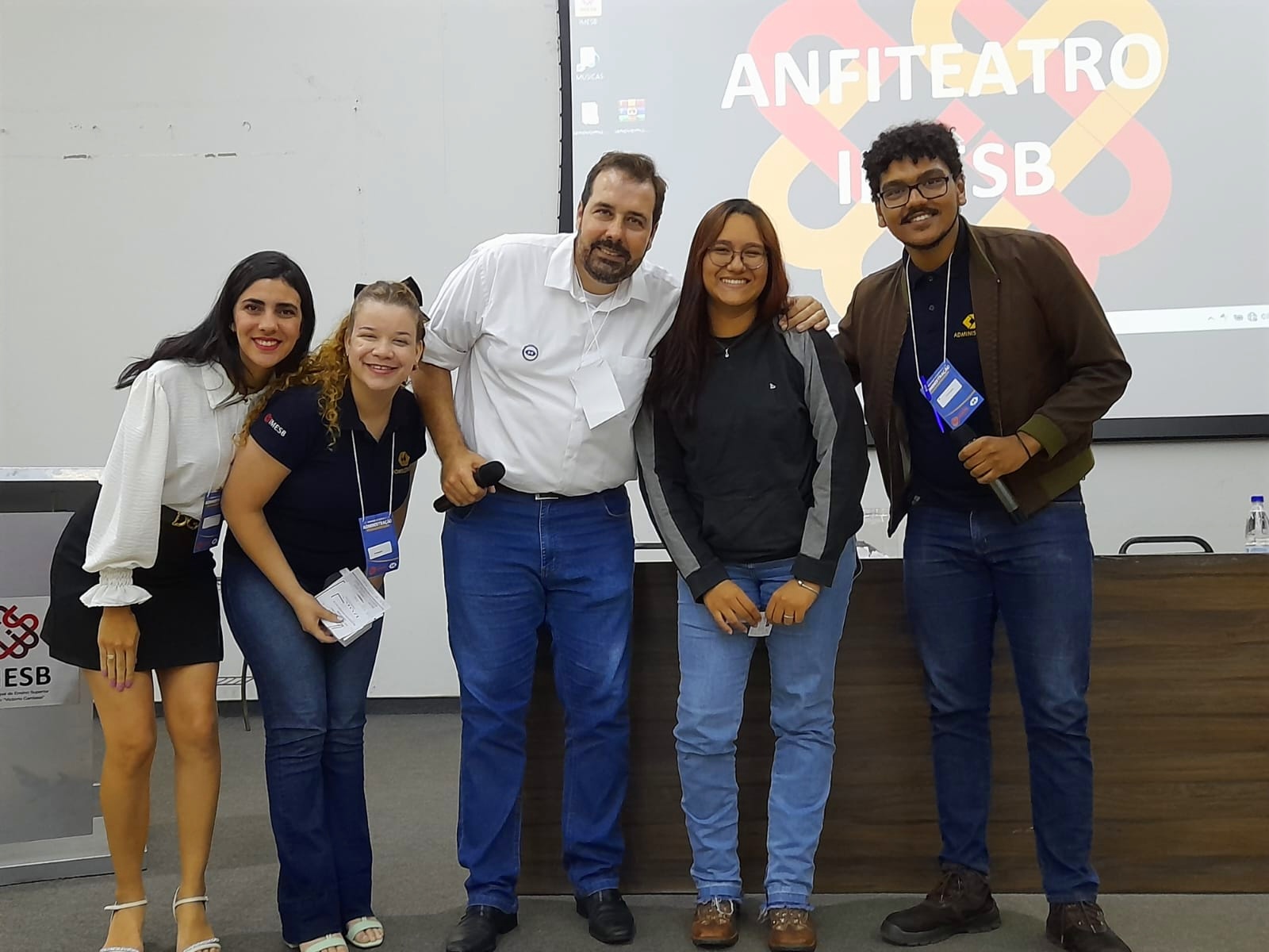 33ª Semana Científica da Administração | Stephanie Achcar e  Rafael Natrielli