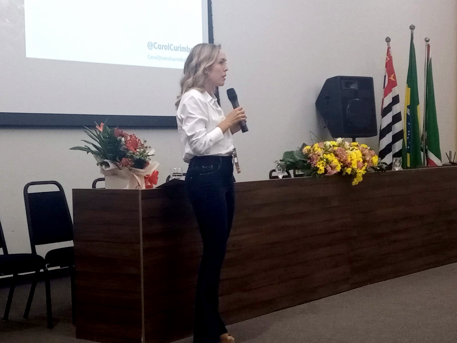 32ª Semana de Administração | Carol Curimbaba