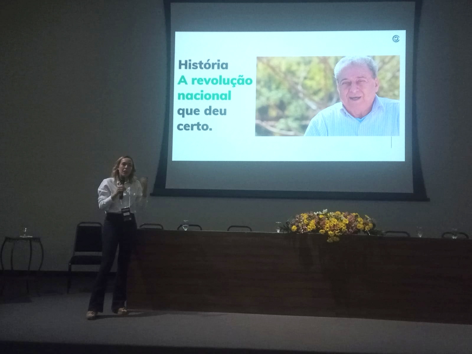 32ª Semana de Administração | Carol Curimbaba