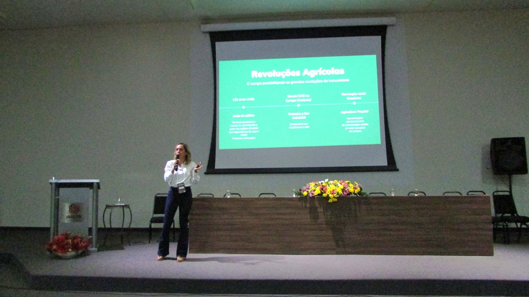 32ª Semana de Administração | Carol Curimbaba