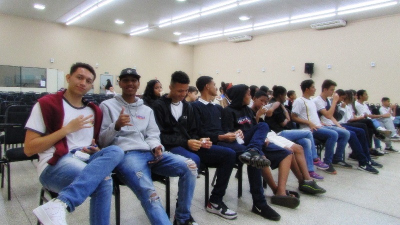 IMESB recebe a visita dos alunos da Escola José Francisco Paschoal