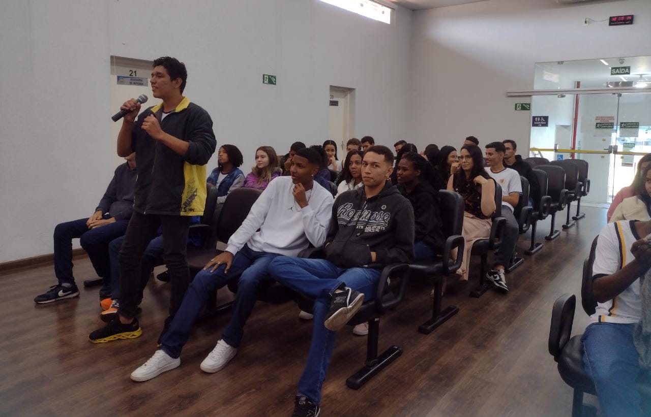 82894ab8-a89e-4545-be4c-092115a2fc2d