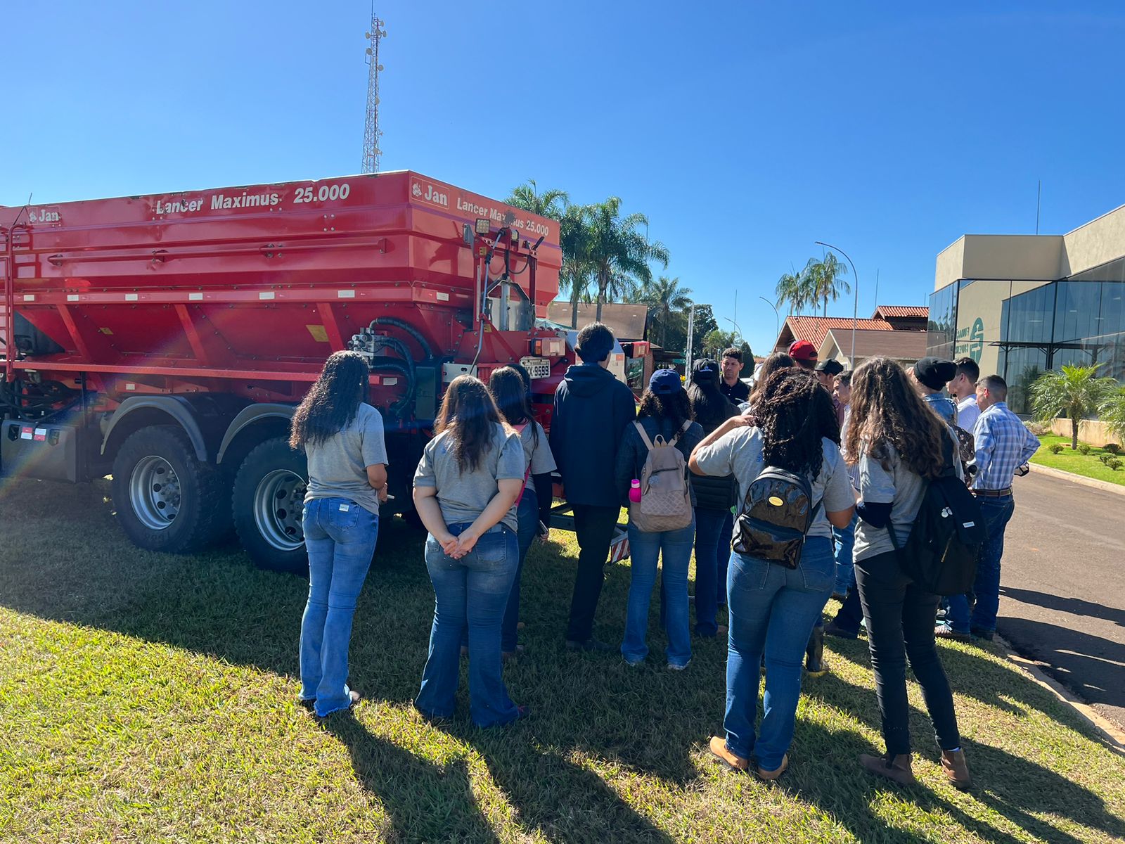 07657285-879d-4fd3-85cb-7993c6fe1c0f