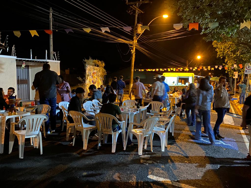 ecd3923d-33b2-4c5c-855b-f86f2214f0c8 1