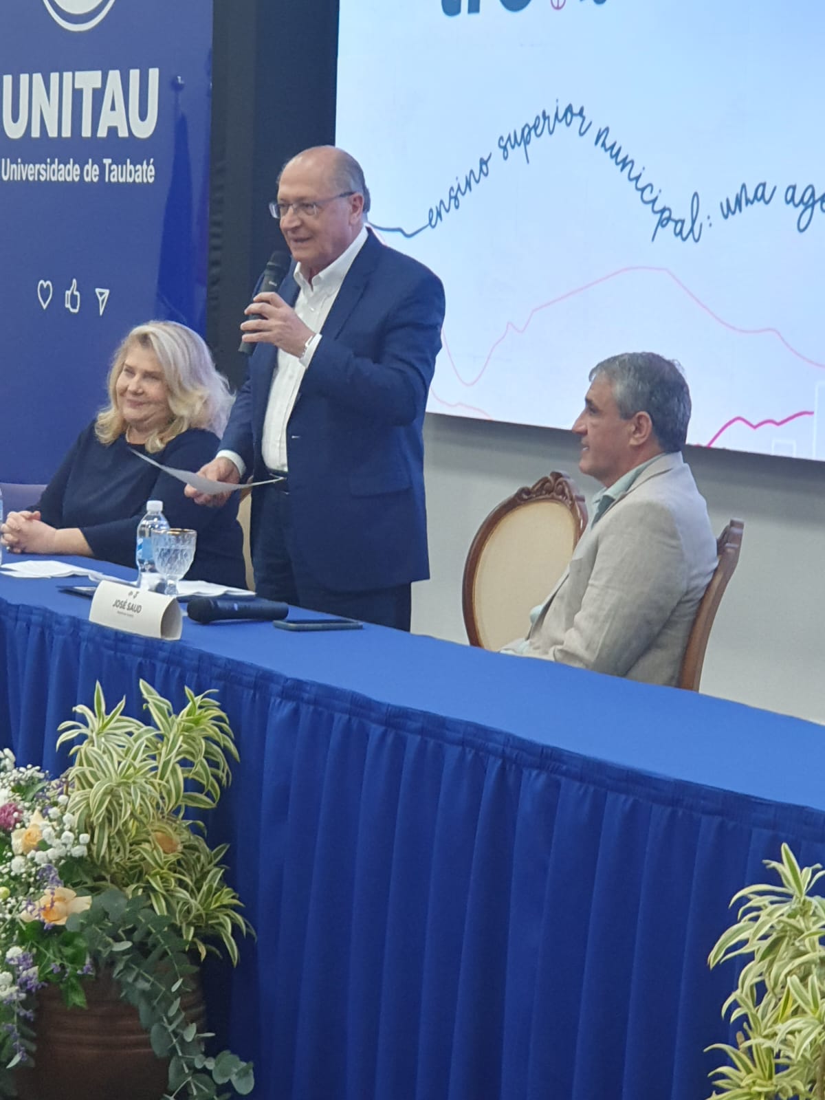 e5313e60-7db9-4feb-a06b-ba3c1e47cf3e