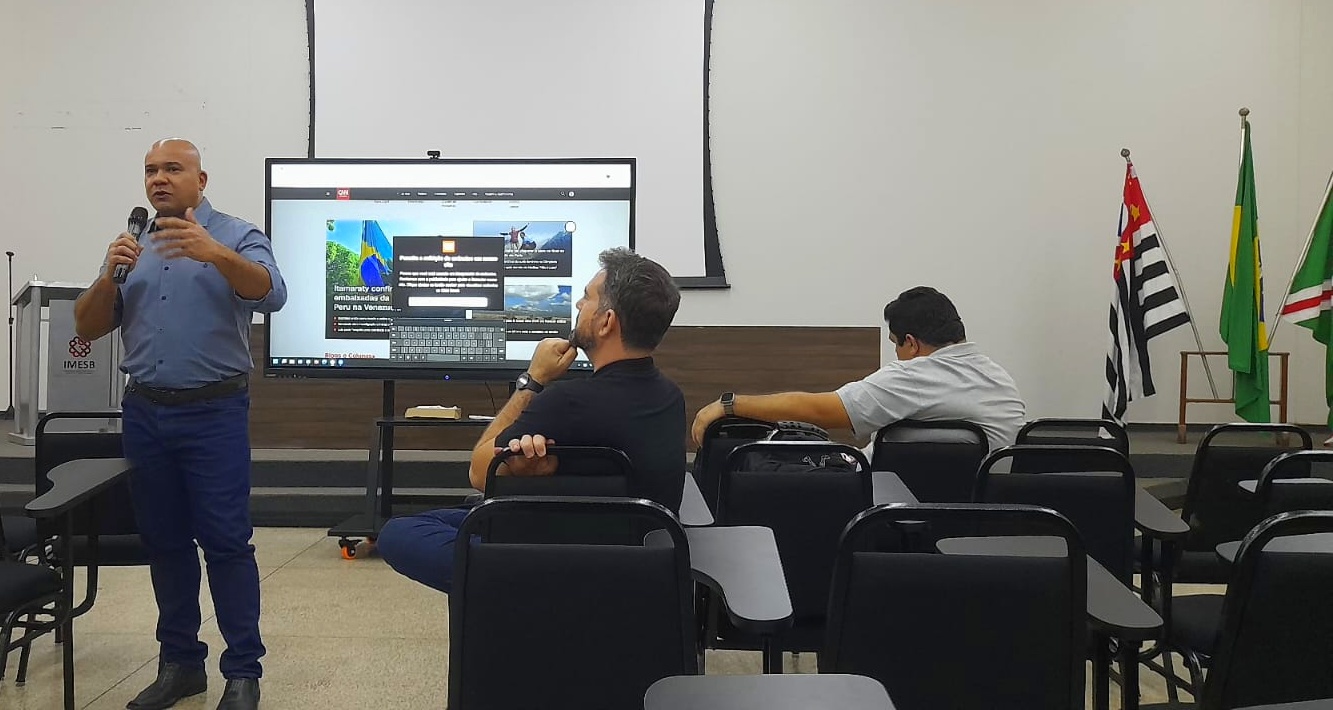 cd983743-9d30-4b56-9f4d-7c652cf0515d