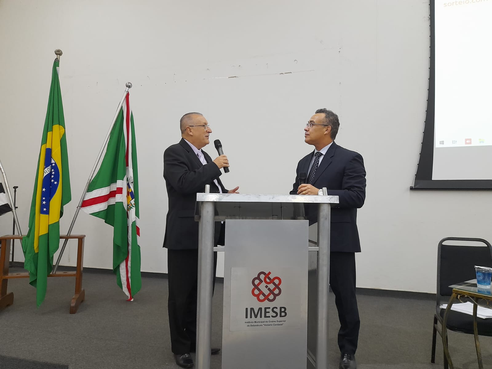 9569c38b-e902-4d71-bce6-00e8df4dc9bd