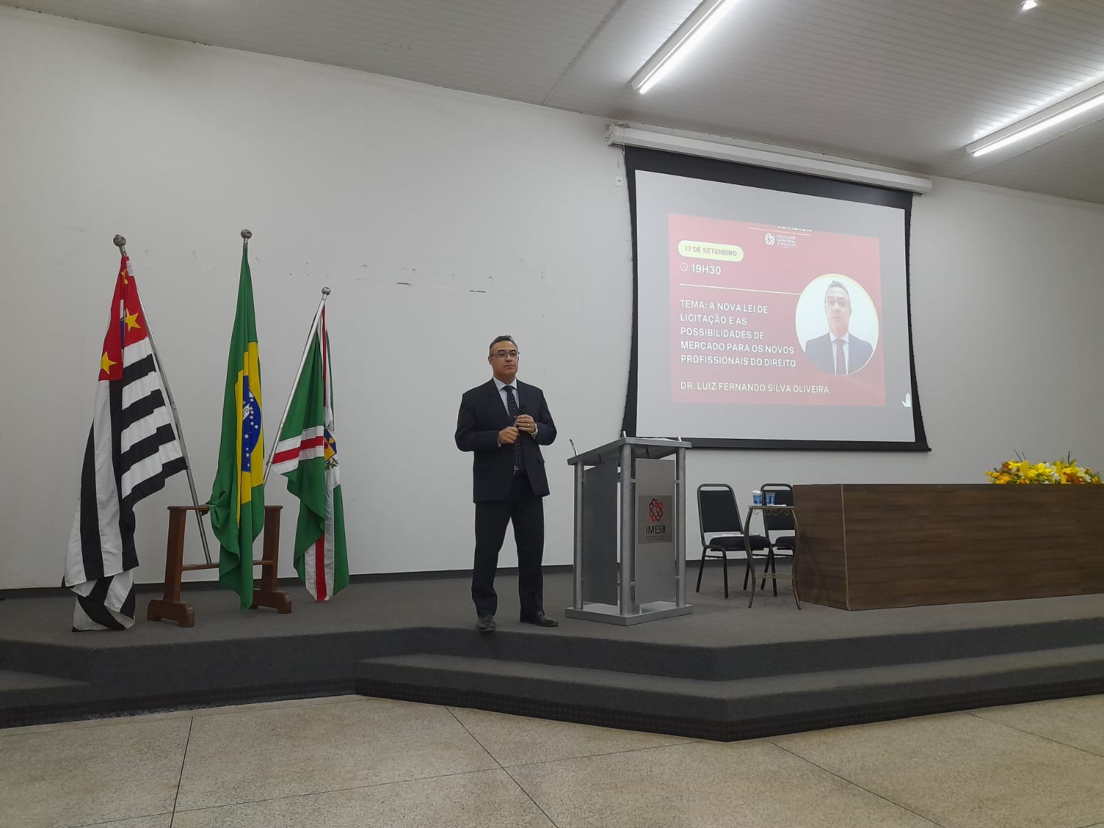 2fe1b3de-f8f6-48eb-b5ba-5d3f89ac6419