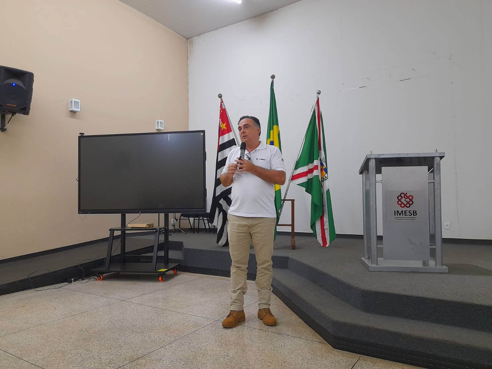 7ccb949c-032d-4af3-b6ed-1196663ff2ed