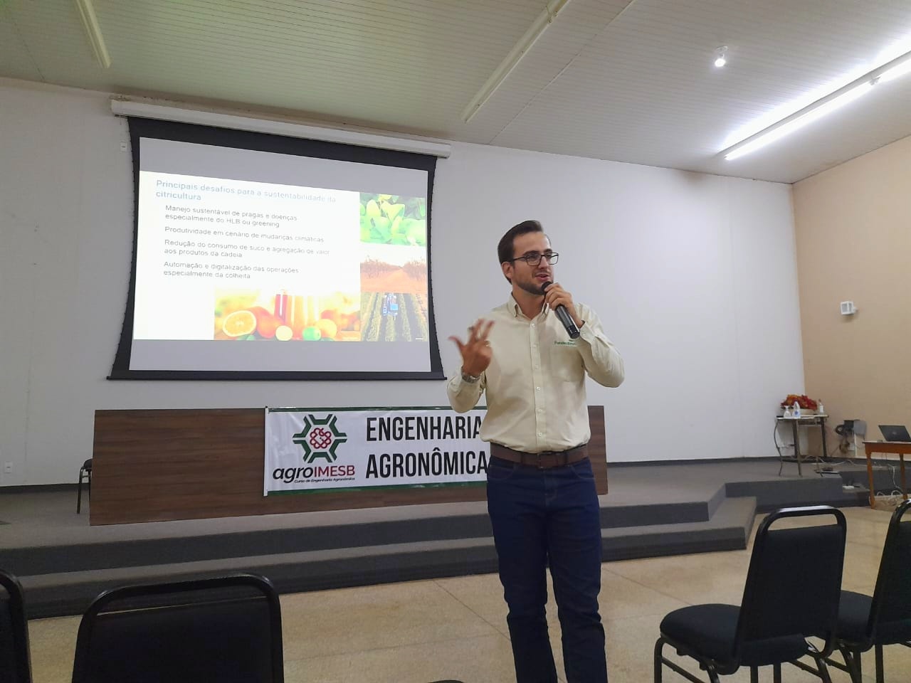 7ae93a10-1dc5-40a8-b675-b7f01ba421d9