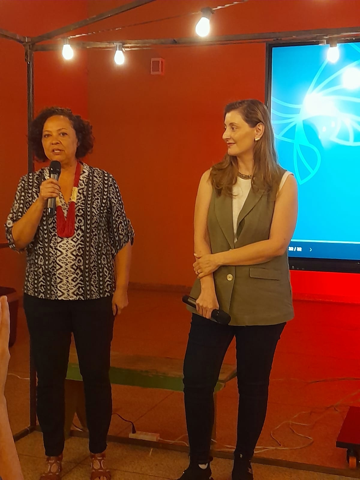 9afd55ba-bbd8-4e8d-8a33-de7d36cd8b82