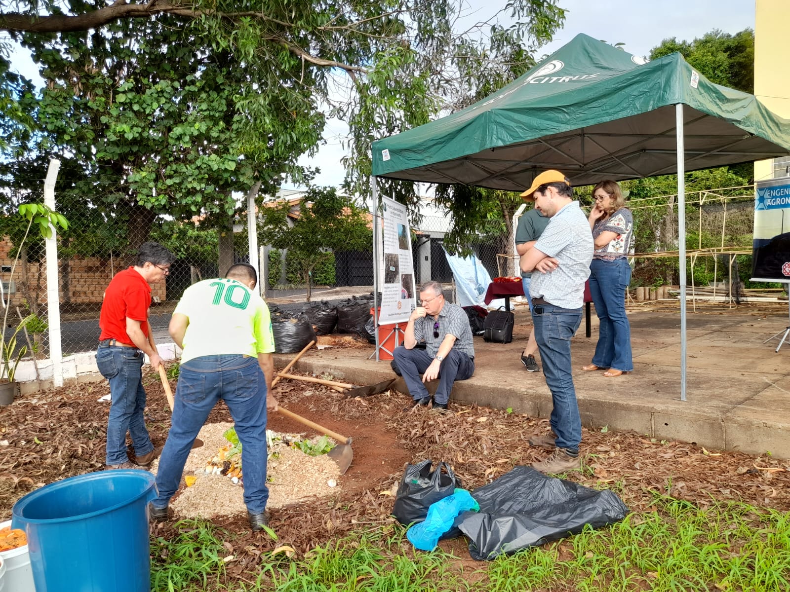 237ea418-b835-4f66-a3cb-43bba6178d17