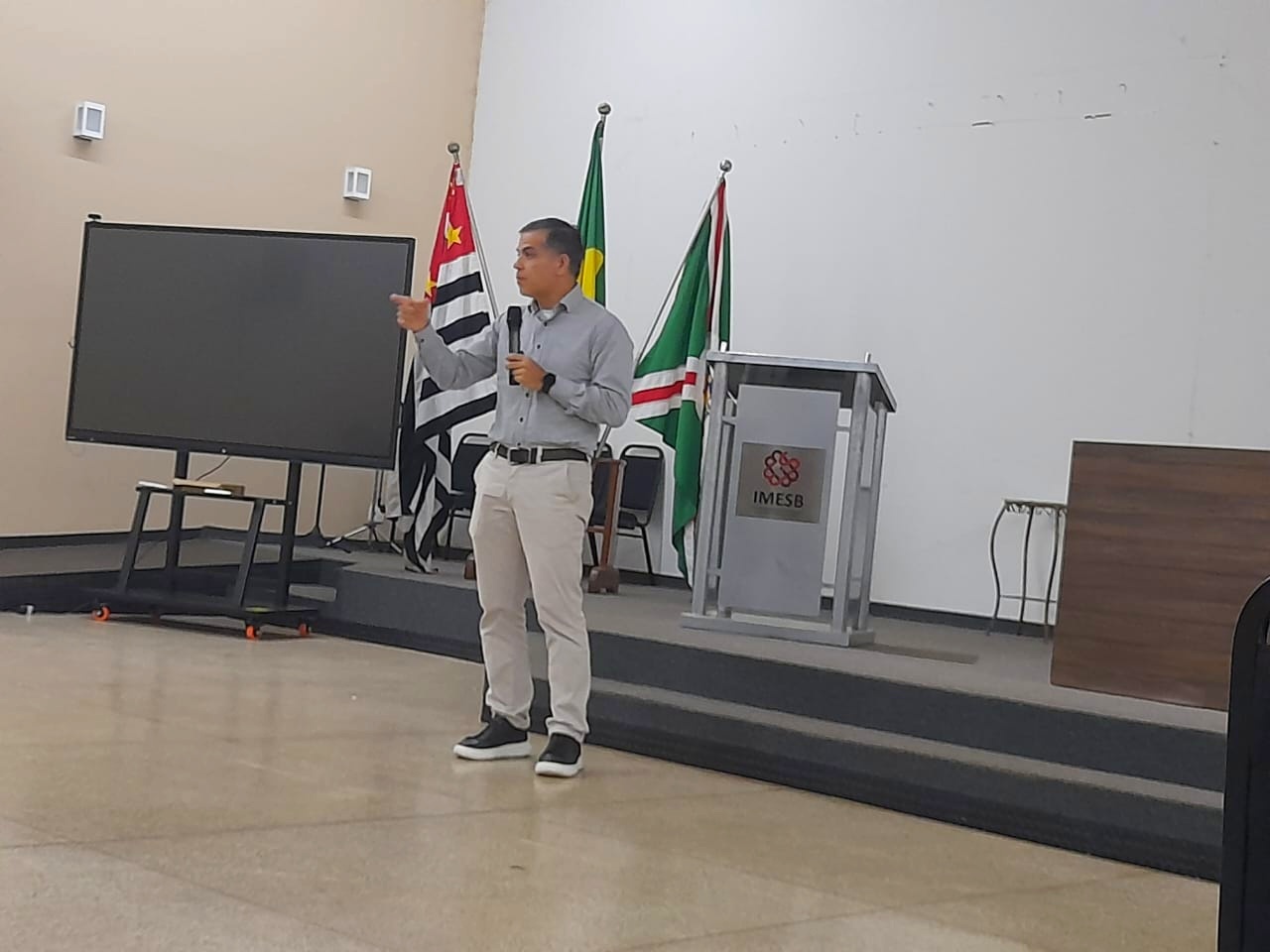 Semana Científica de Administração da Faculdade Municipal de Bebedouro é concluída com sucesso