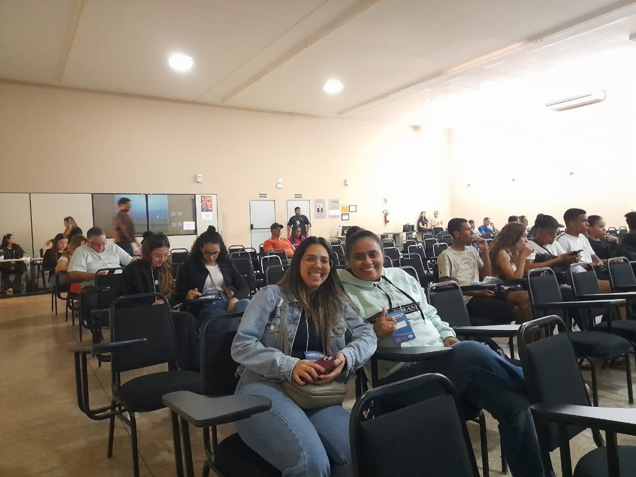 bba77463-1012-4bef-a3ff-2736e00b1985